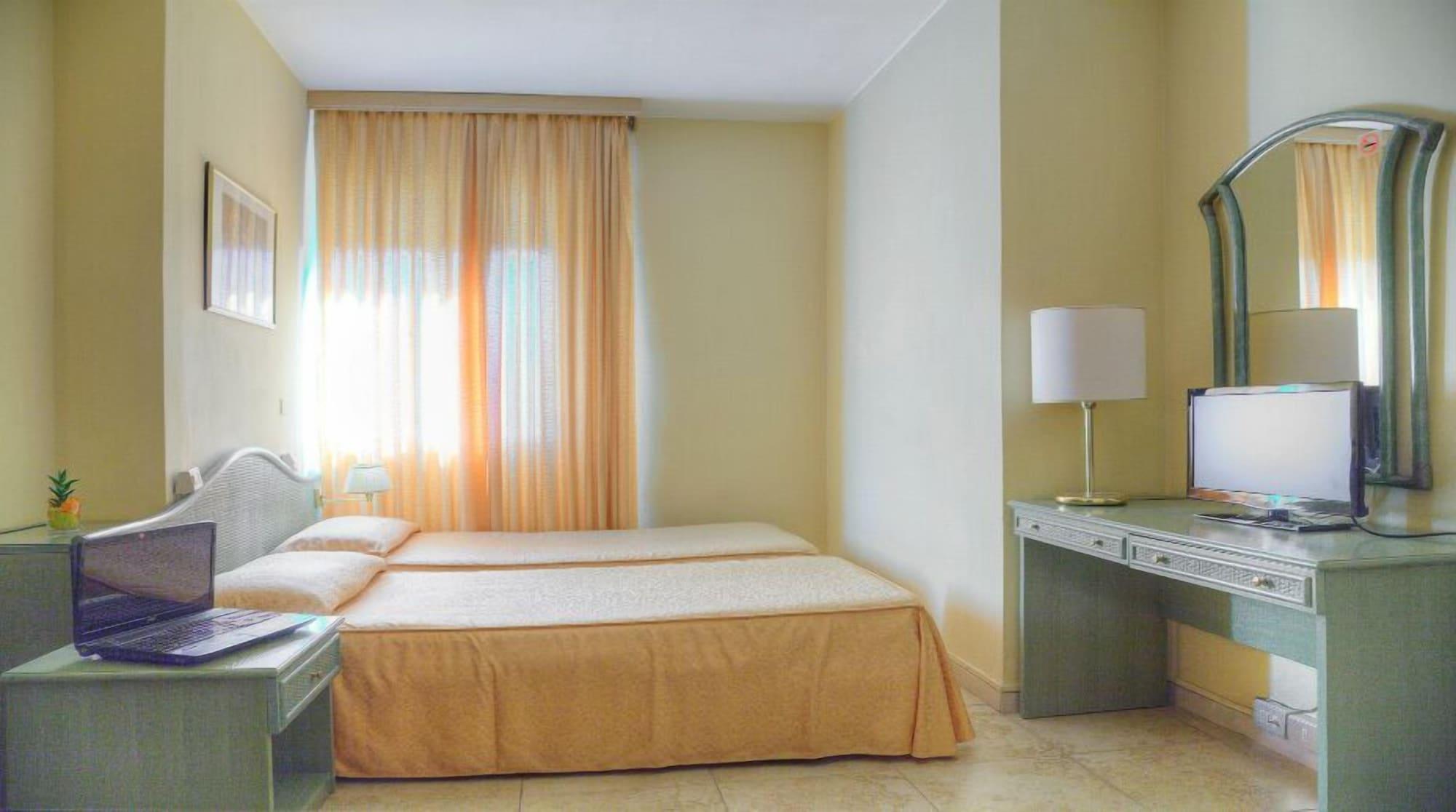 Hotel Amalfi Lido di Jesolo Esterno foto
