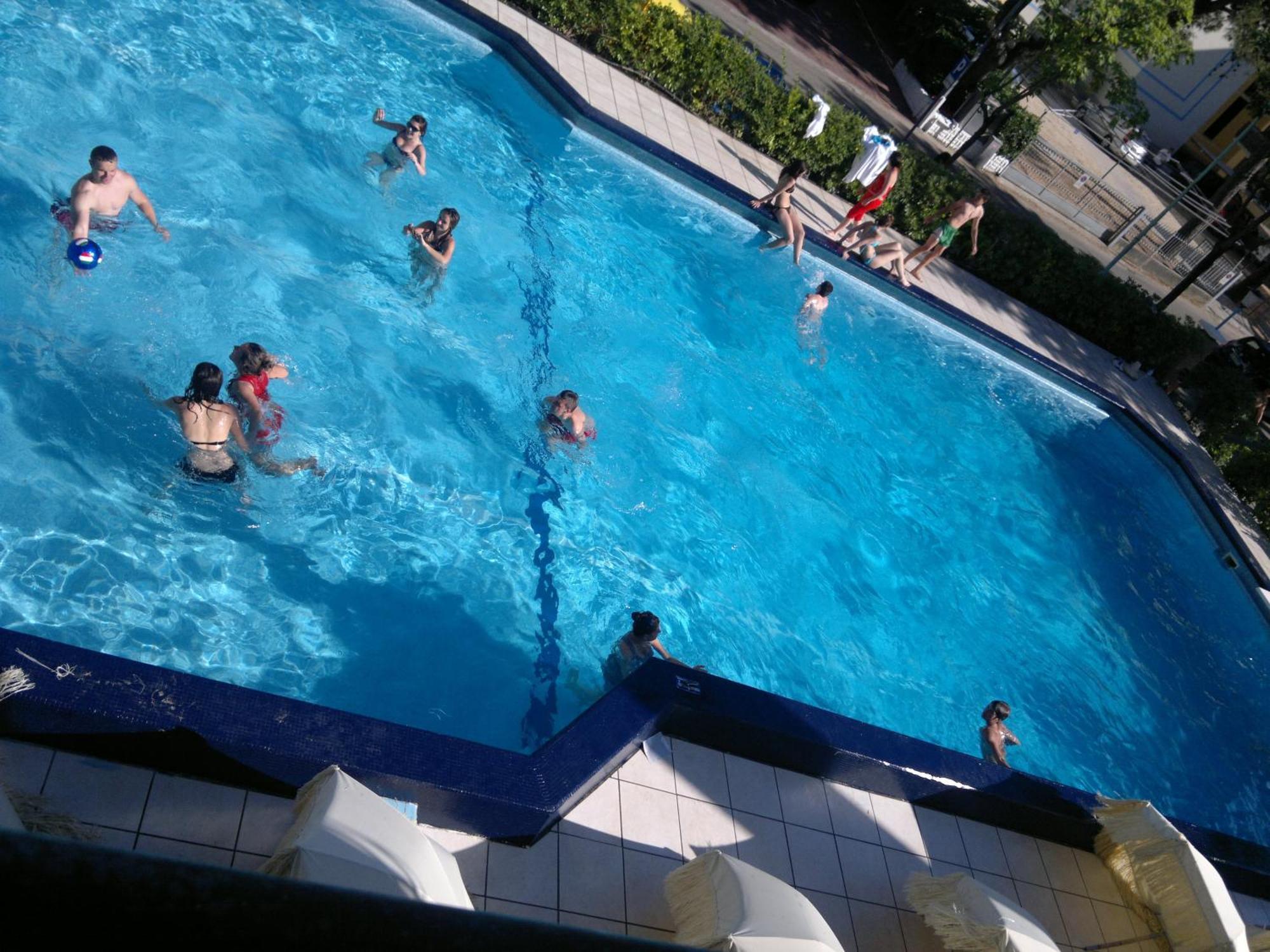 Hotel Amalfi Lido di Jesolo Esterno foto