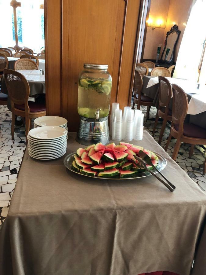 Hotel Amalfi Lido di Jesolo Esterno foto